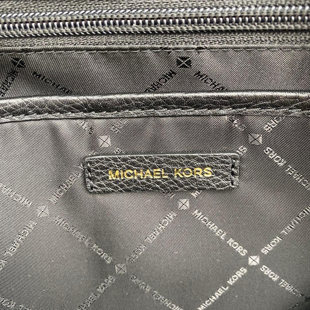 未使用級 マイケルコース アビー リュック バックパック レザー 黒 ロゴ金具