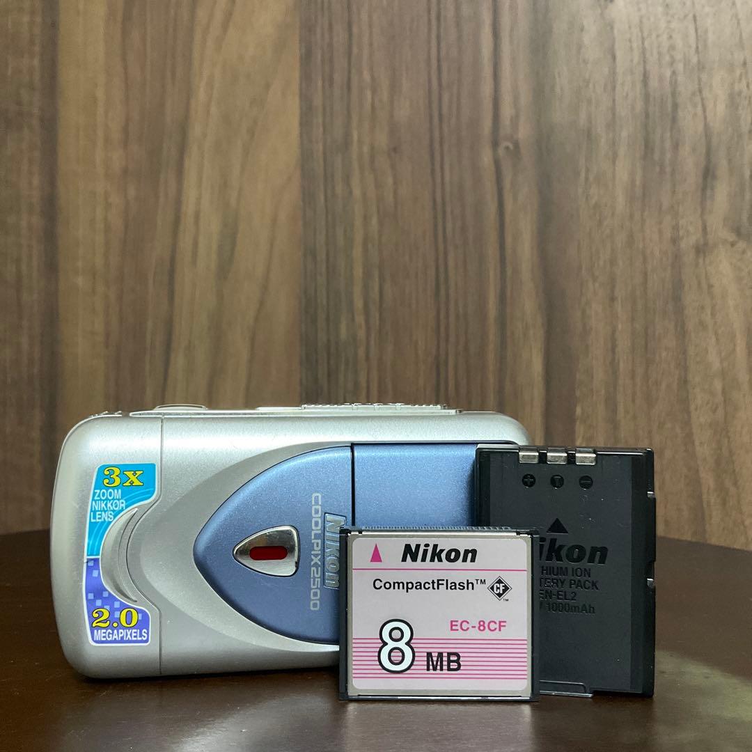 デジタルカメラ Nikon COOLPIX E2500