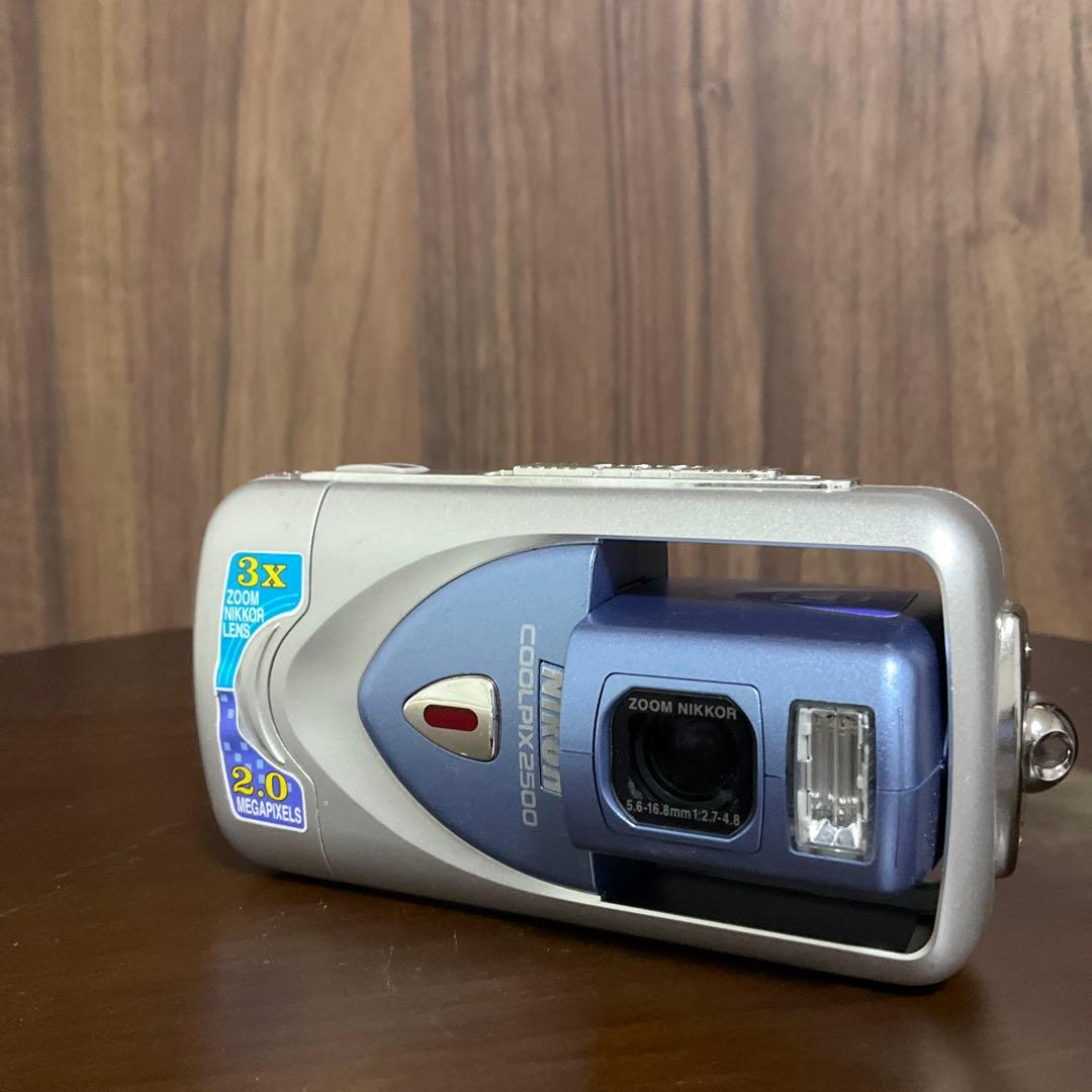 デジタルカメラ Nikon COOLPIX E2500