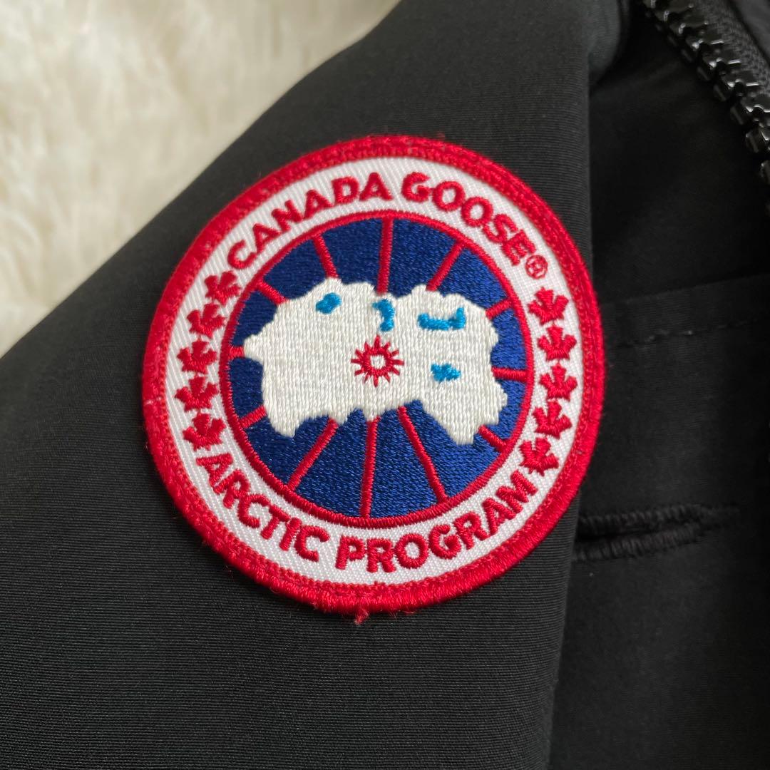 日本限定モデル カナダグースラブラドールボンバー コヨーテファー ブラック
