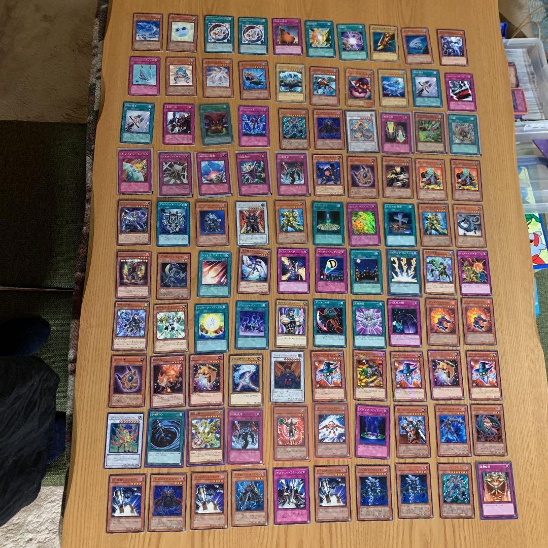 遊戯王　遊戯王カード