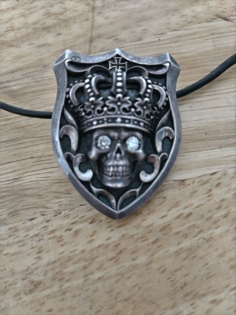 justin davis　ジャスティンデイビス　スカルシールドペンダント