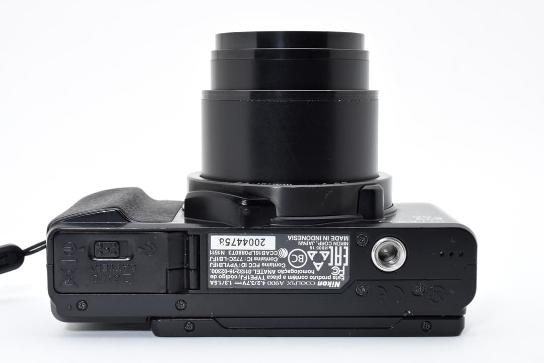 ニコン　Nikon COOLPIX A900 箱付き