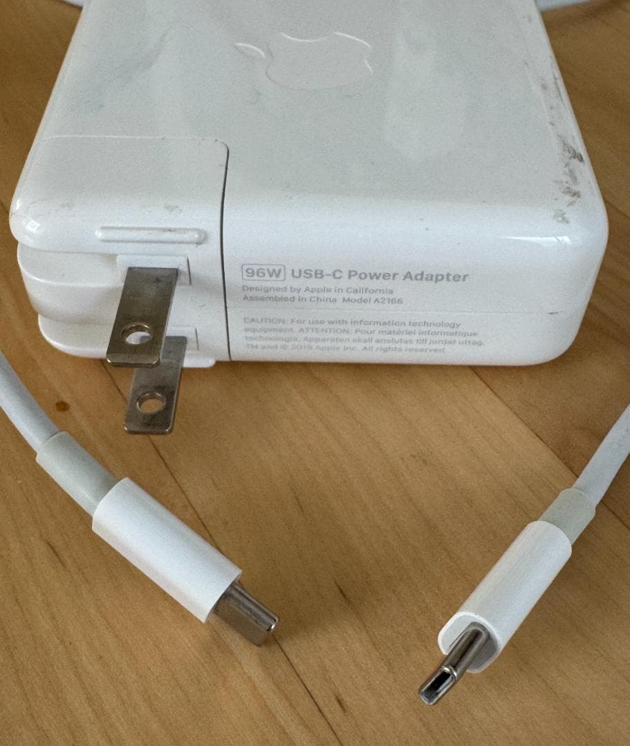 【美品】MacBook Pro 2019 (16インチ) 32G SSD1TB