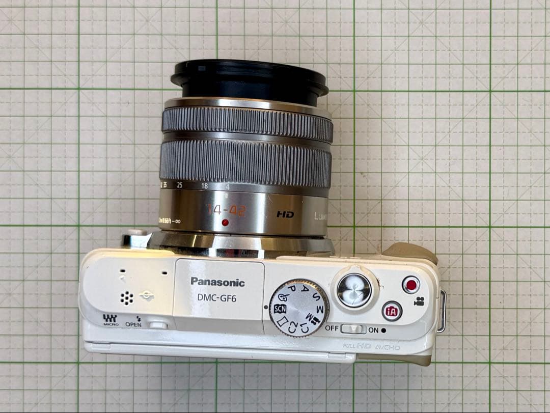 も*k様 Panasonic LUMIX DMC-GF6 ホワイト　レンズ付き