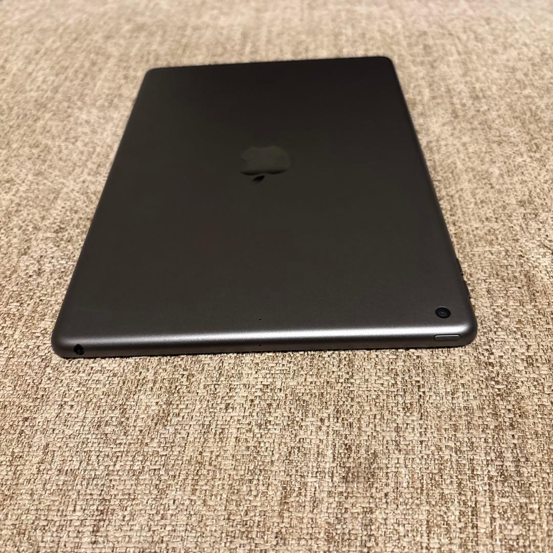 h*m様 【美品】Apple iPad 第7世代スペースグレー 本体