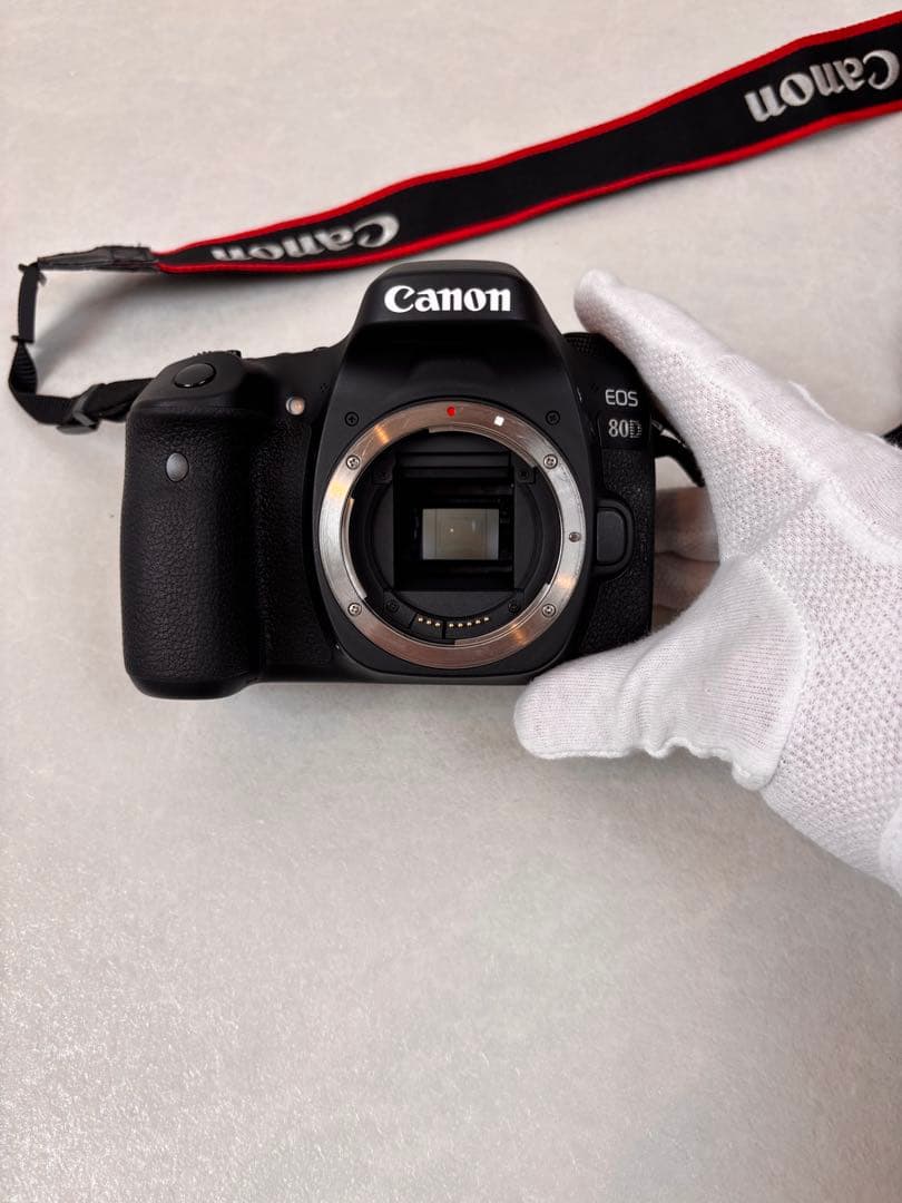 Canon EOS 80D ボディ 一眼レフカメラ 充電器 バッテリー2個セット