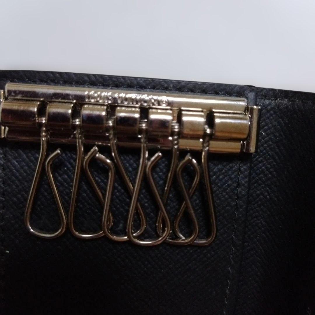 Louis Vuitton ブラックキーケース