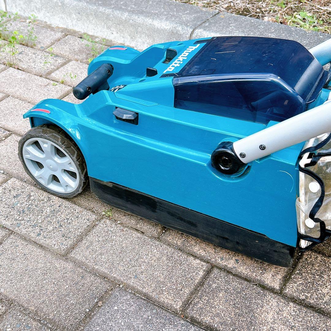 マキタ　充電式芝刈り機　MLM230D