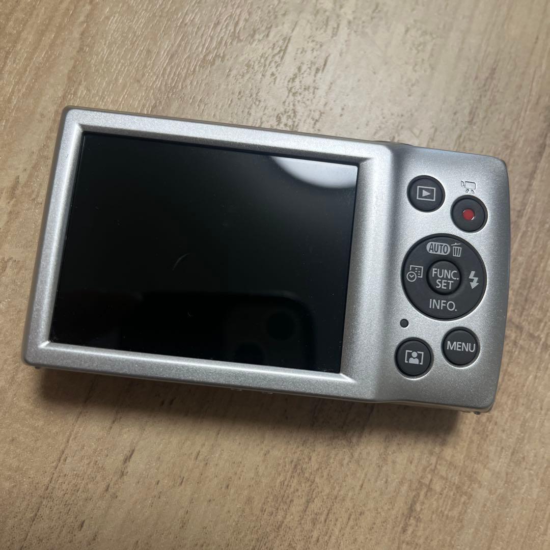 【動作確認済】Canon IXY 200 コンパクトデジタルカメラ　シルバー