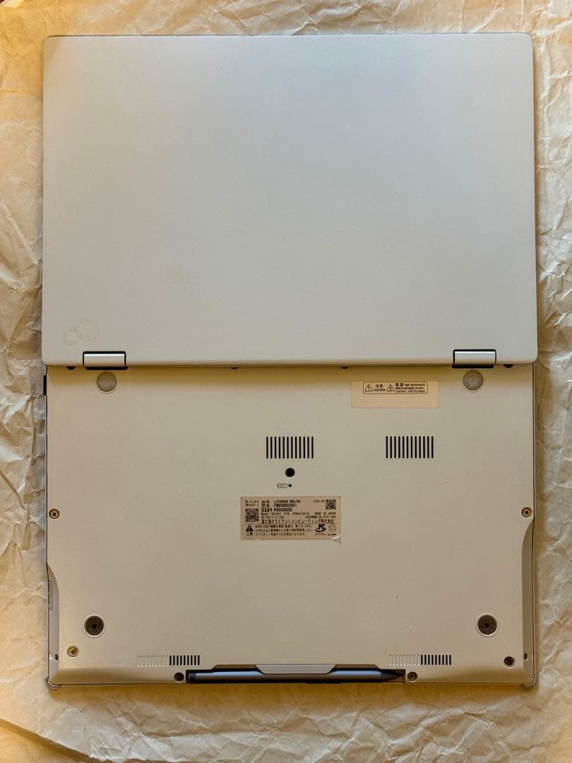 WU3/H2 i7-1360P 32GB 512GB LIFEBOOK AC付き