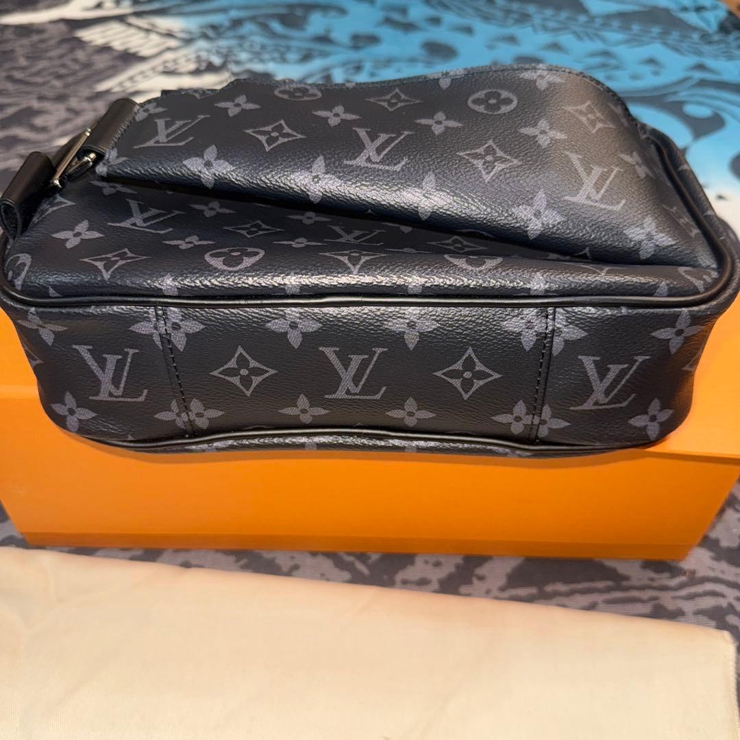 【美品】ルイヴィトン バムバック M42906