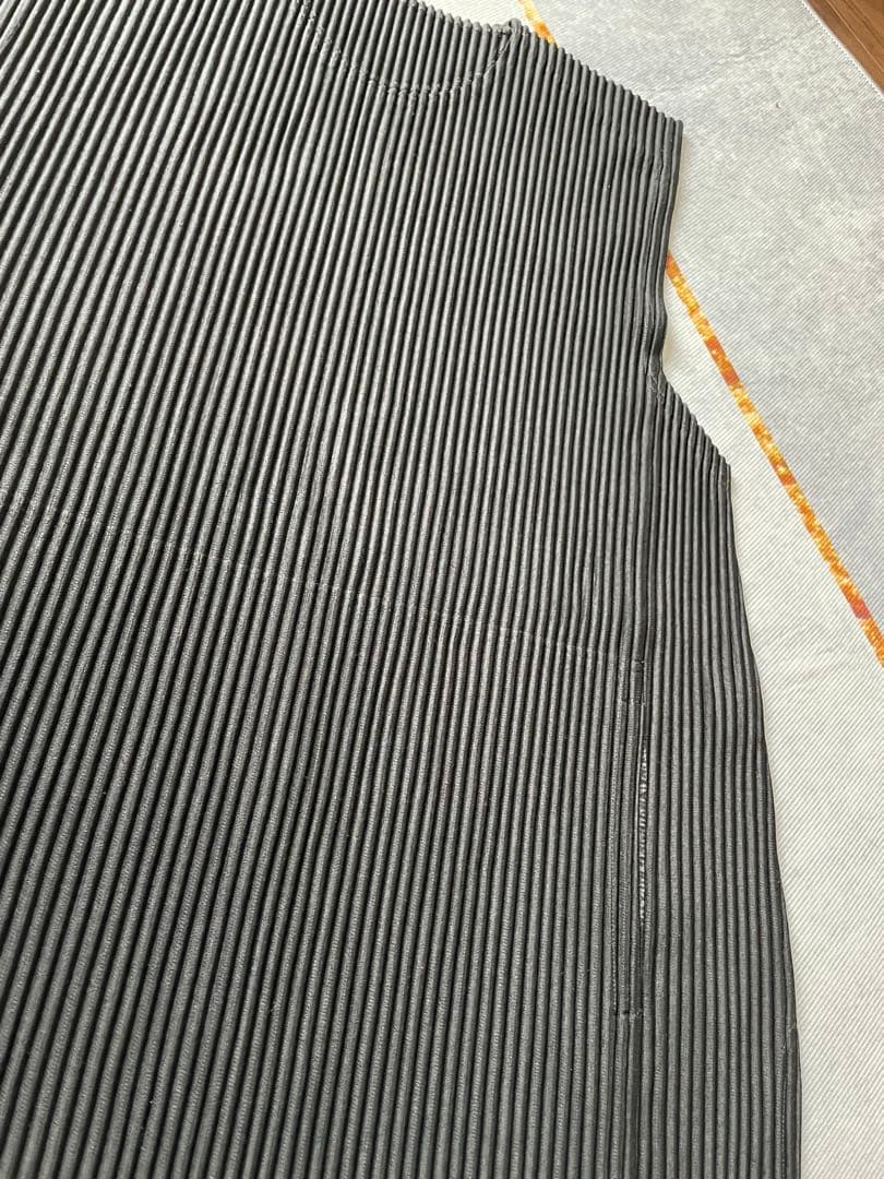 【極美品】HOMME PLISSÉ ISSEY MIYAKE プリーツベスト