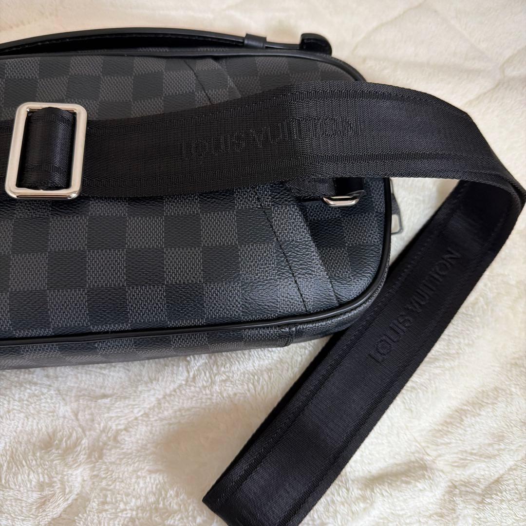 ルイヴィトン ダミエ グラフィット アンブレール N41289