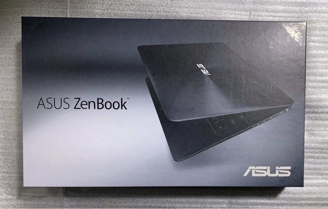 R*o様 ASUS ZenBook UX305CA-FC004T(ブラック) 1