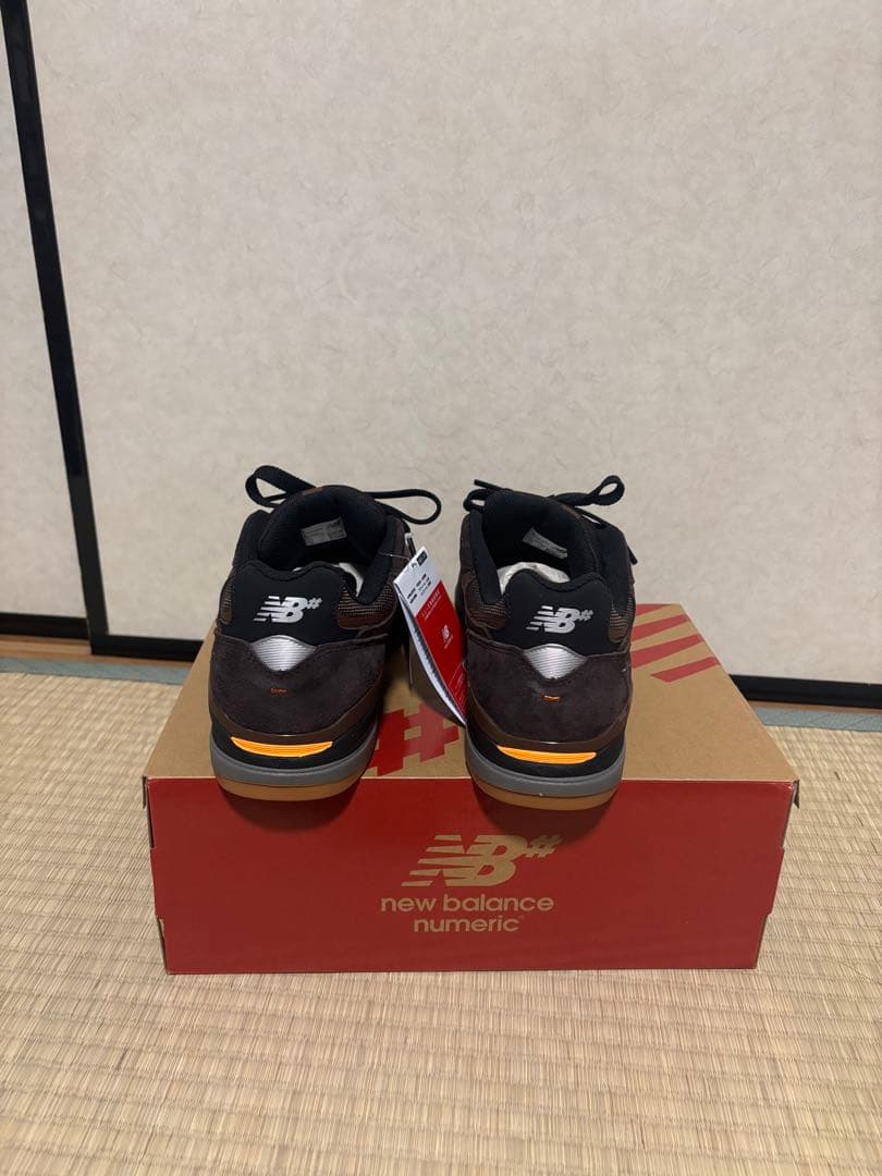 Andrew Reynolds × New Balance NB 933