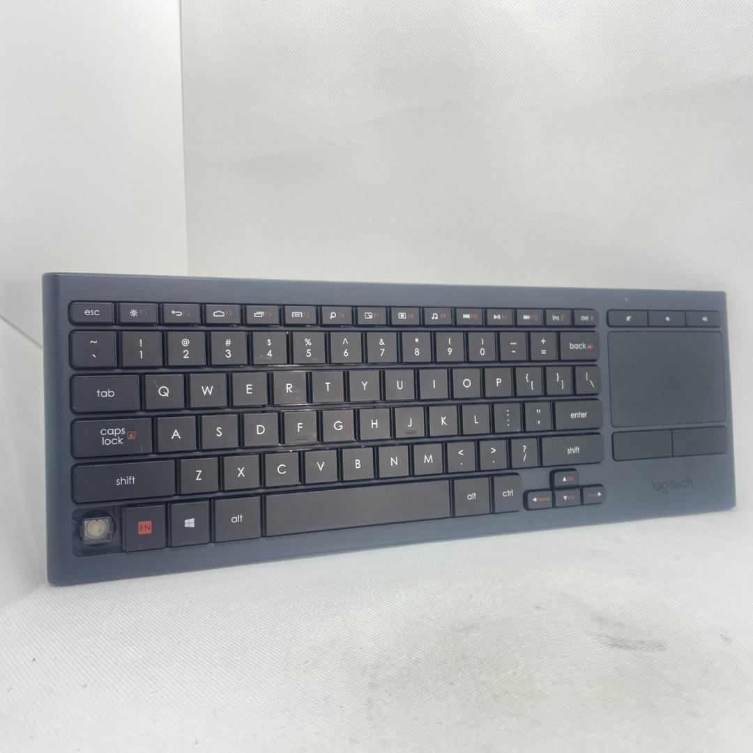 キーボード Logitech llluminated Living-Room K830