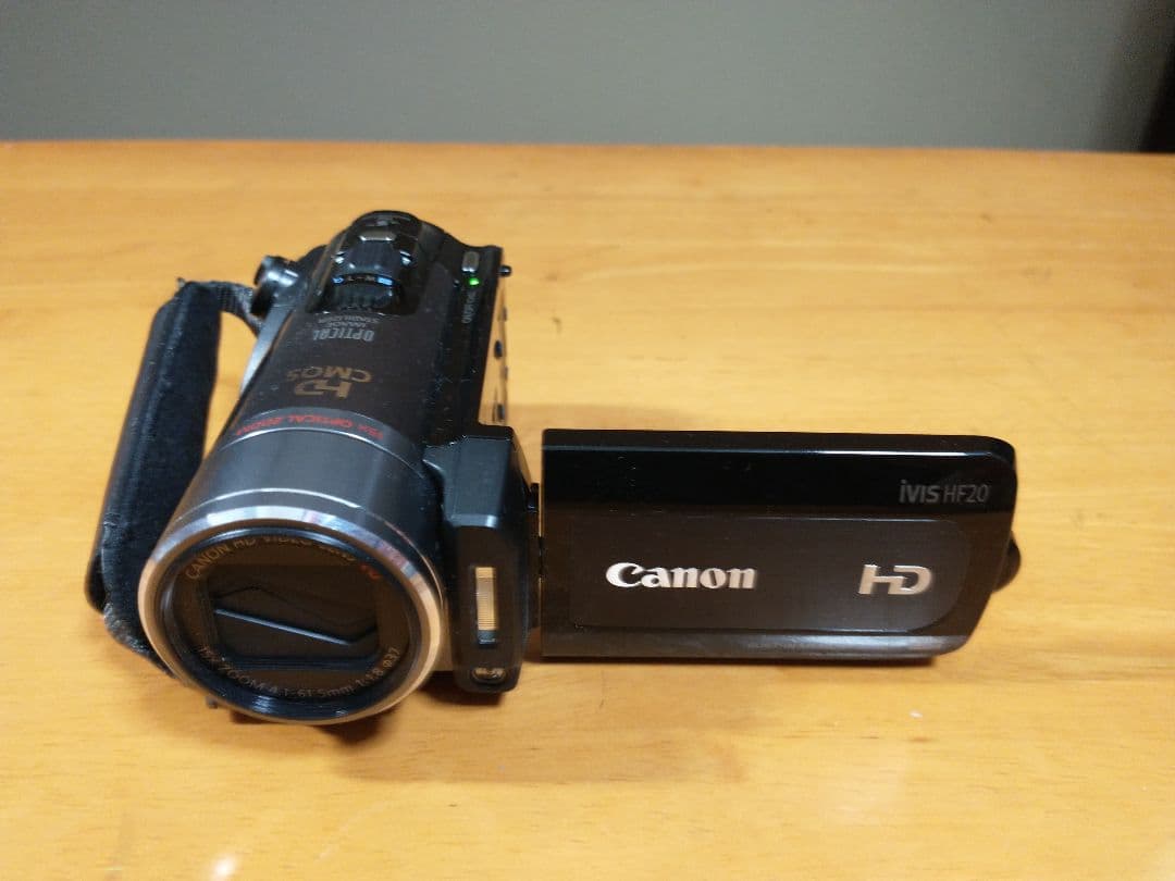 Canon HD ビデオカメラ ivis HF20 ＆ソフトキャリングケース