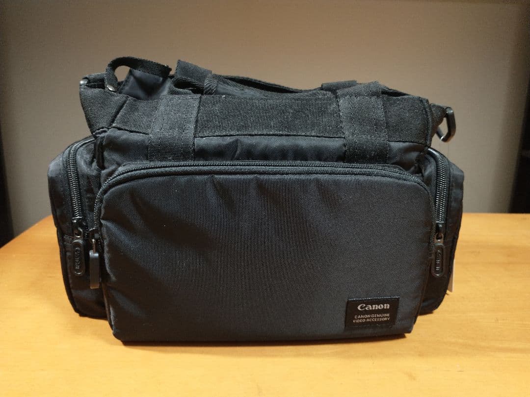 Canon HD ビデオカメラ ivis HF20 ＆ソフトキャリングケース