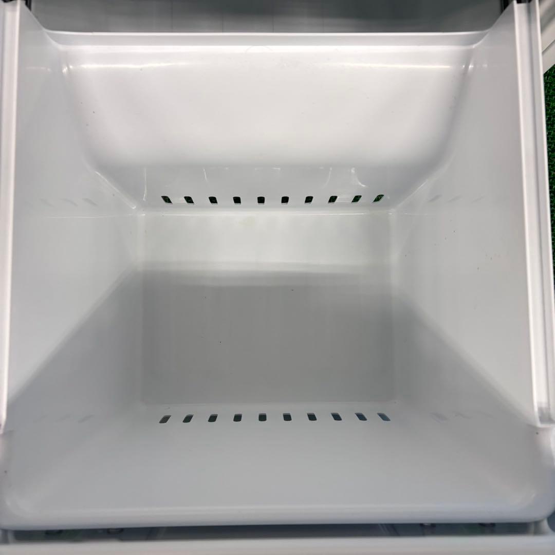 629 ヤマダセレクト　冷蔵庫　100L強　右開き　2ドア　小型　一人暮らし