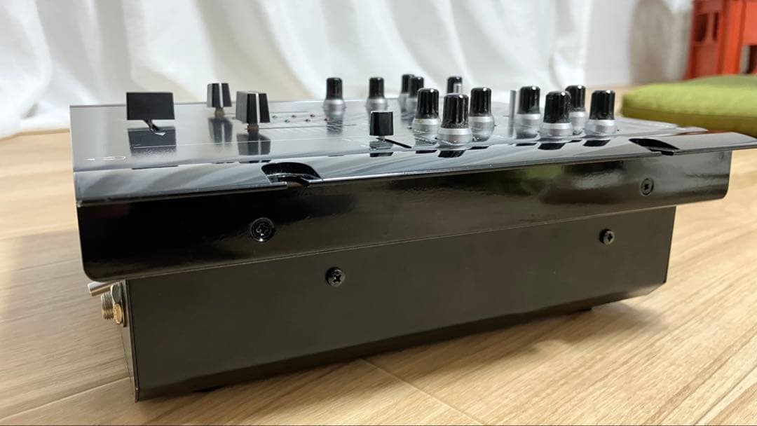 じ*!様 Vestax ミキサーVMC-002XLu