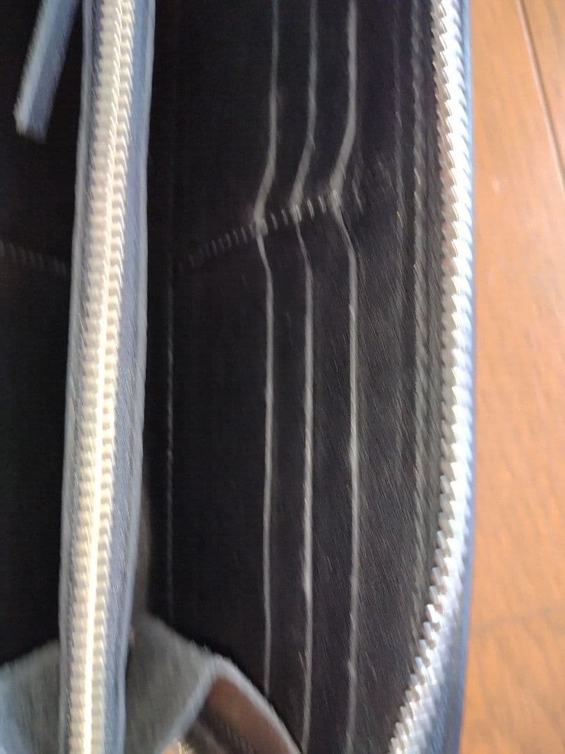 パイロットリバー　レッドムーン　黒いレザー編み込み長財布