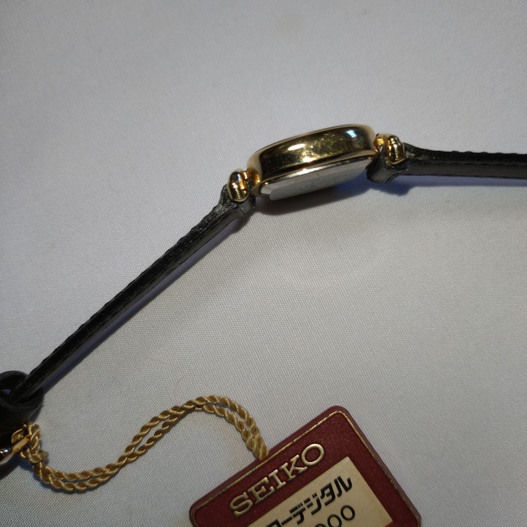 桜さん専用、セイコーデジタル LRC604 女持ち腕時計