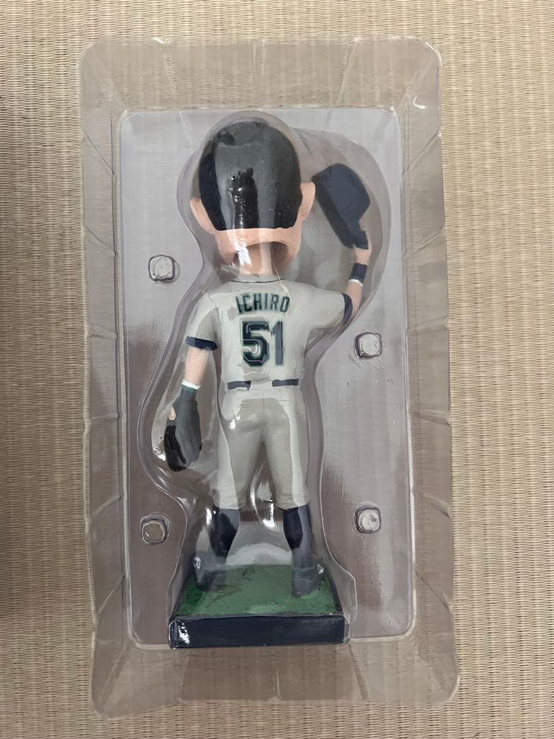 イチロー選手　ボブルヘッド　引退試合記念品