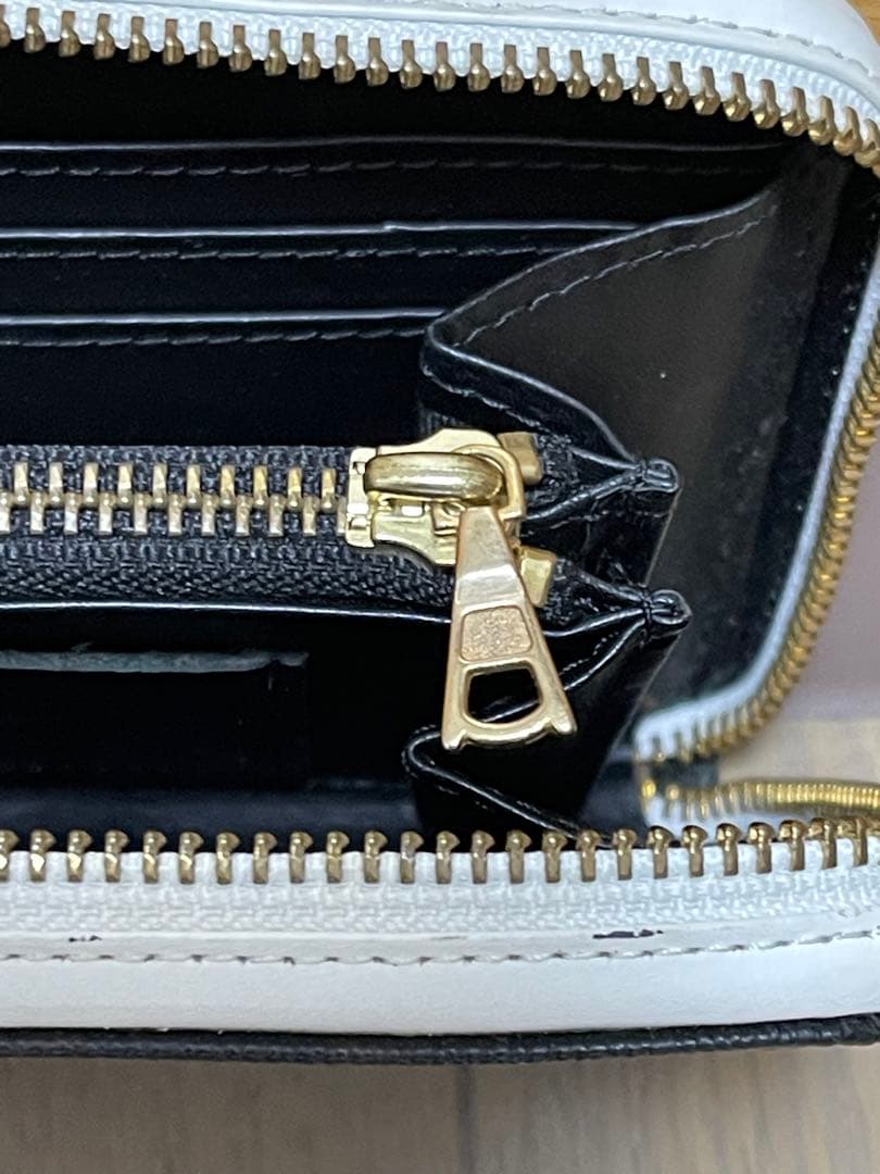 美品 GENTIL BANDIT ジャンティバンティ長財布 ラウンドファスナー