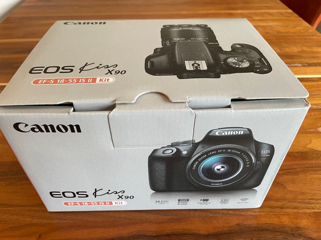 【新品】Canon EOS Kiss X90 一眼レフカメラ 本体＋付属品セット