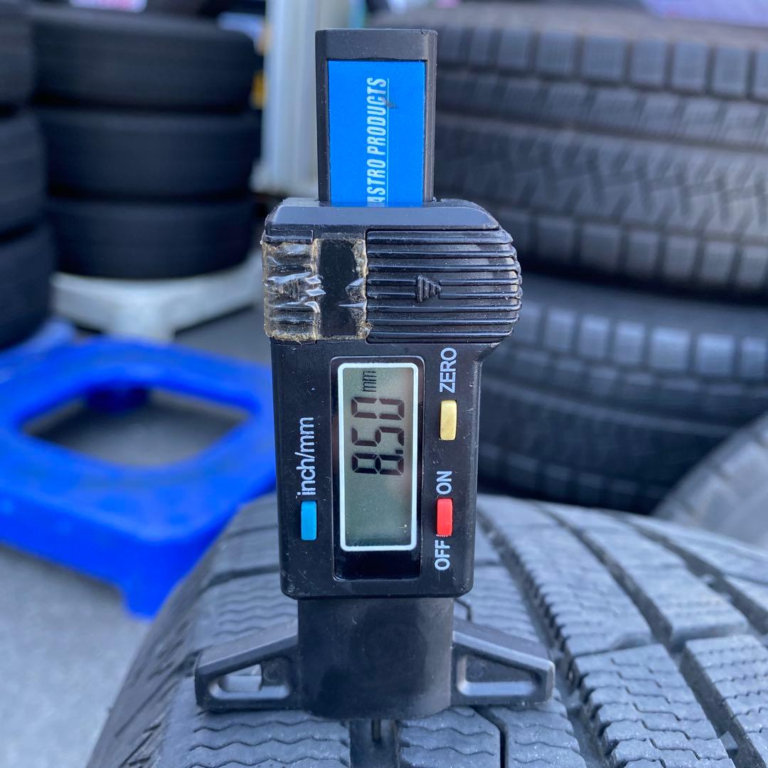 中古バリ溝トーヨースタッドレスセット215/65R16 30系アルファード等