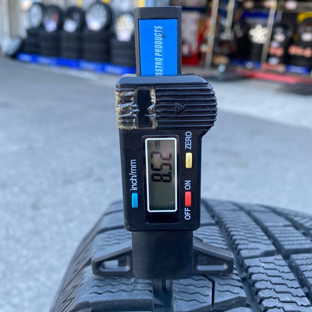 中古バリ溝トーヨースタッドレスセット215/65R16 30系アルファード等