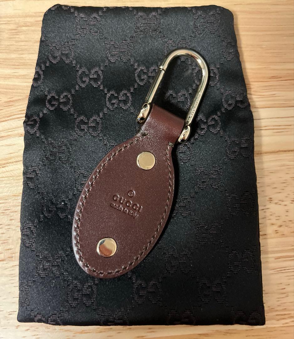 GUCCI レザーキーリング
