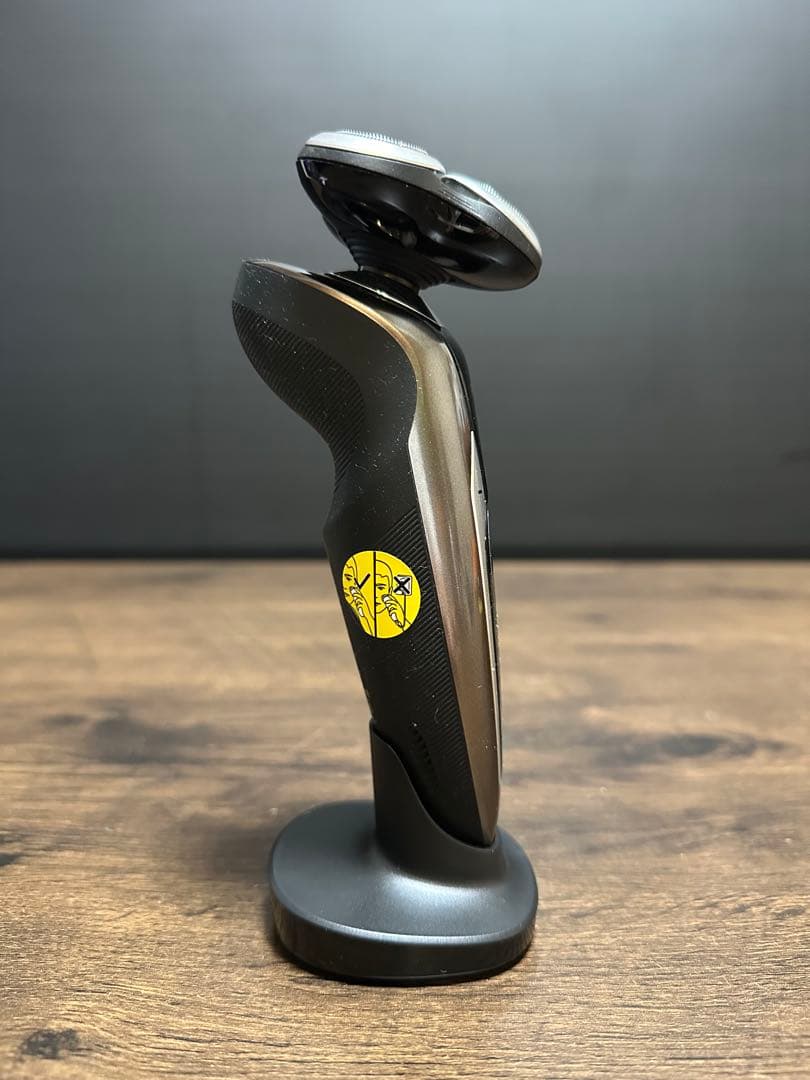 美品　PHILIPS Series 9000 電気シェーバー S9551/26