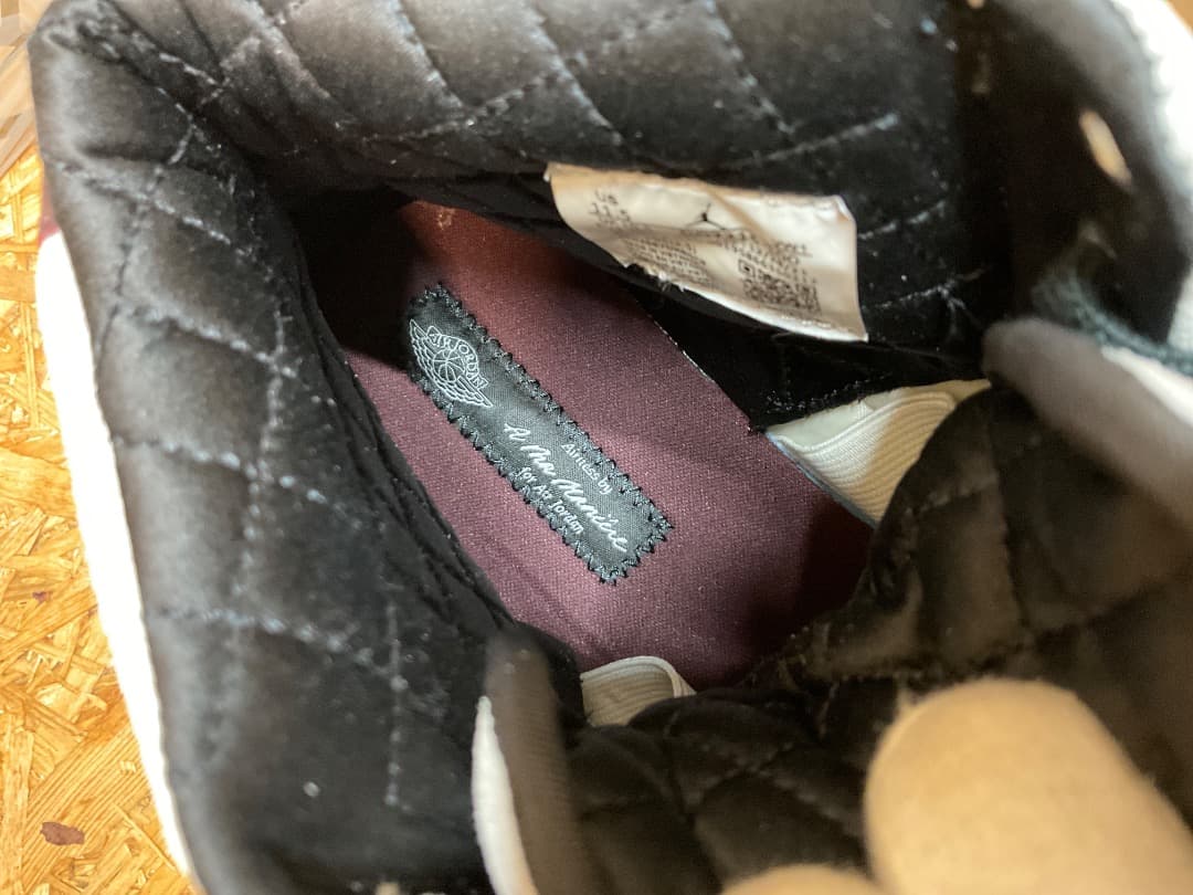 美品 ナイキ × アママニエール DO7216-100 エアジョーダン2 レトロ