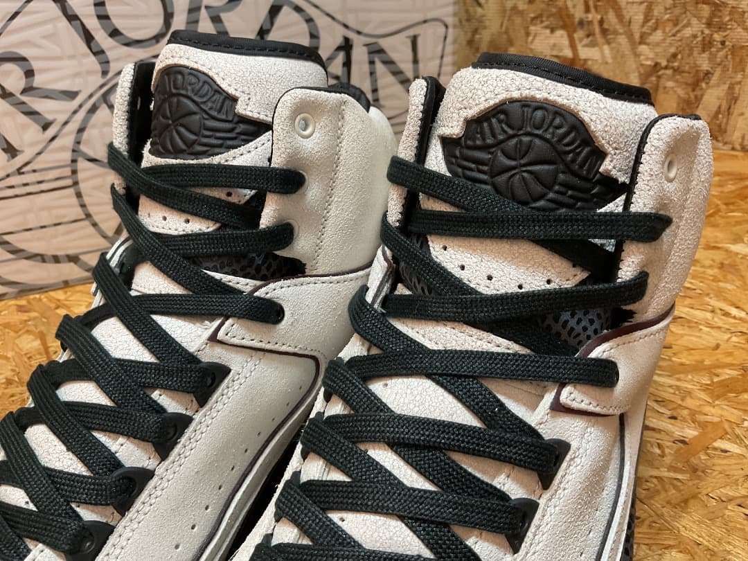 美品 ナイキ × アママニエール DO7216-100 エアジョーダン2 レトロ