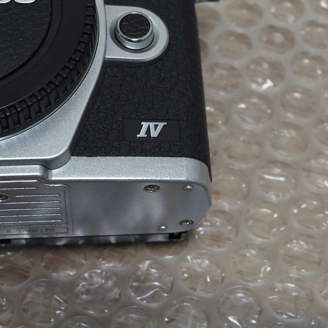 OLYMPUS OM-D E-M10 Mark IV 本体