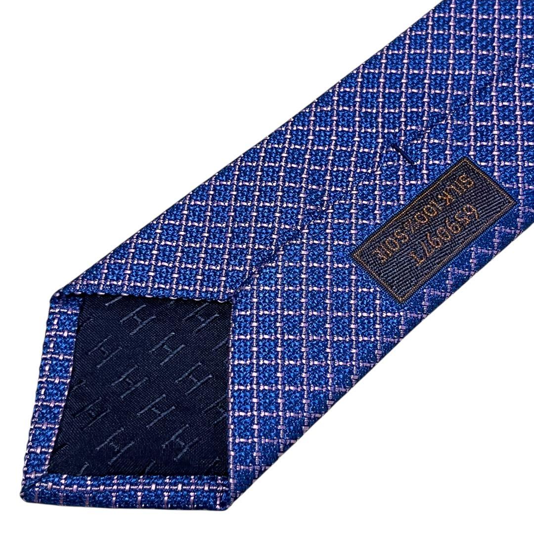 HERMES エルメス　高級ネクタイ　ジャガード織　ブルー　総柄　剣裏H柄