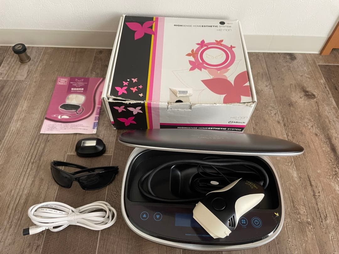 ケノン 脱毛器 ブラック 眉毛脱毛器付き カートリッジ3個付き KE-NON