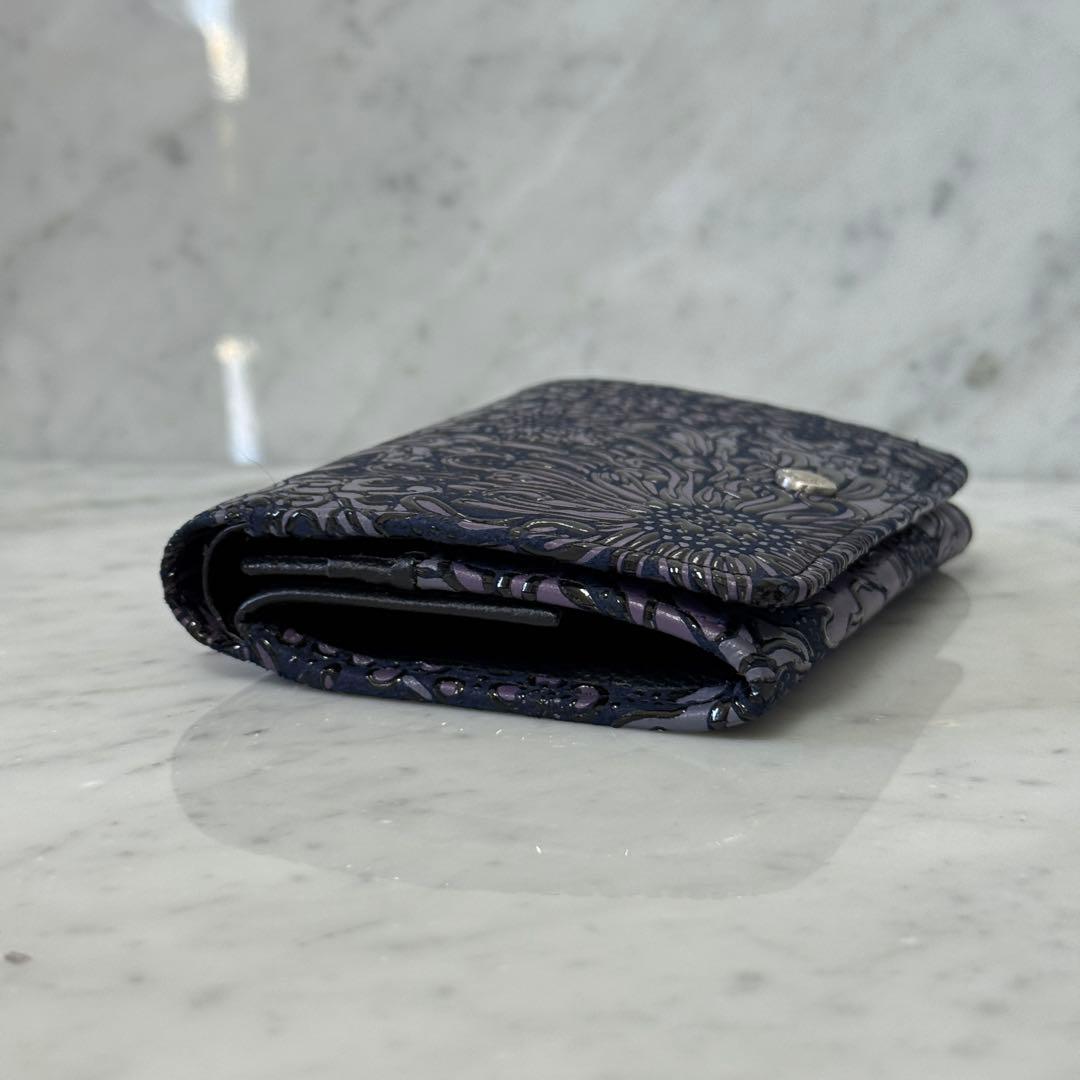 新品 未使用 印傳インデンヤ フロニティ 二つ折り財布 花柄 紫 パープル