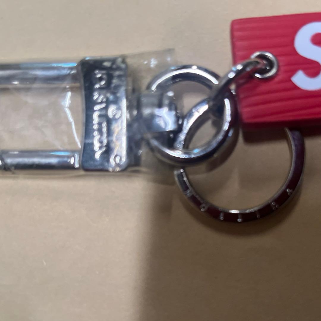 ルイヴィトン✖️シュープリームコラボ キーホルダー