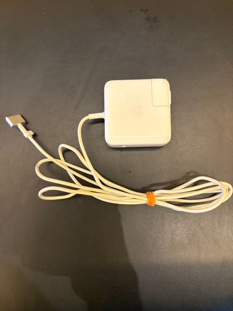 美品付属品完備MacBookAir 13インチCorei5 256GB