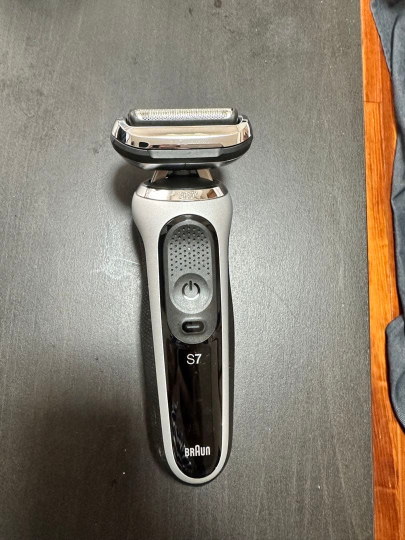 電気シェーバー BRAUN S-7