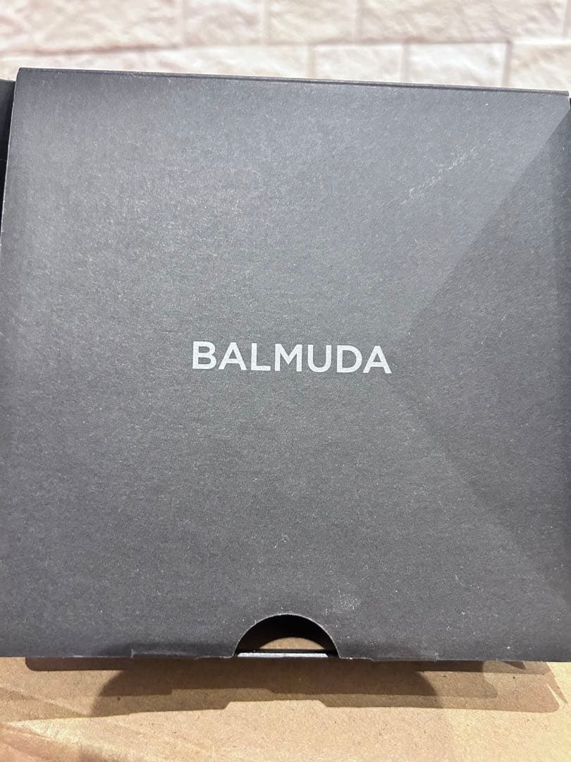 BALMUDA The Speaker 本体　取説・専用充電器・箱付き