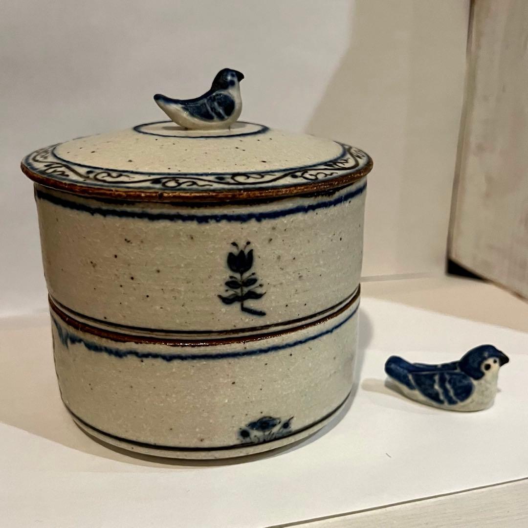 中西申幸さん2段重とチュンお箸置き