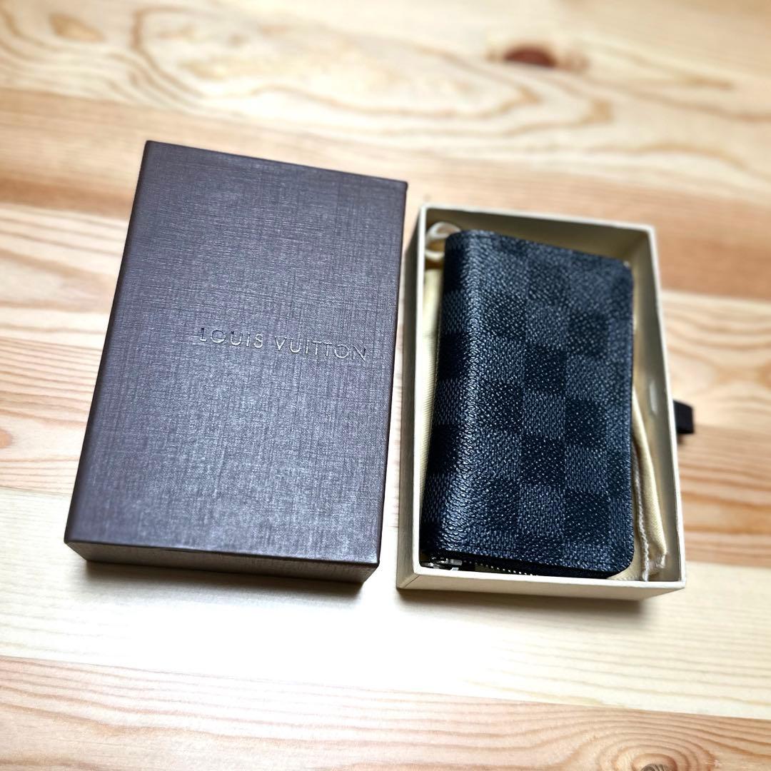 【美品】ヴィトン ダミエグラフィット ジッピーパース N63076