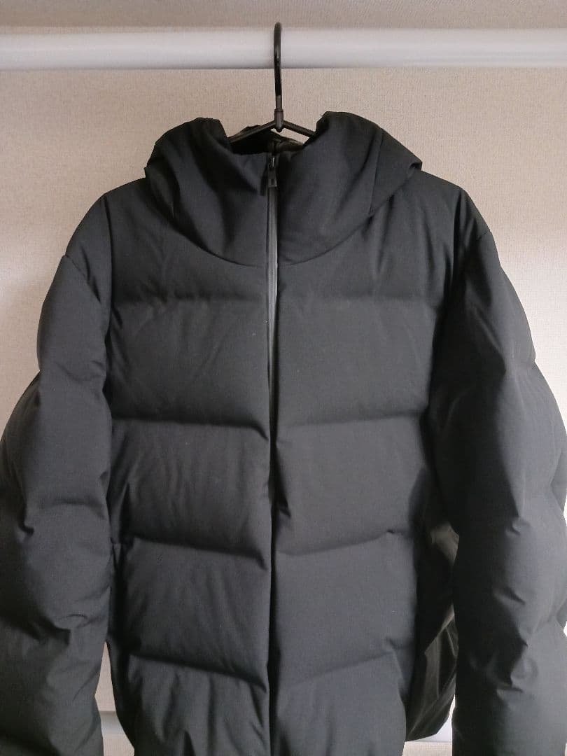 今季モデル UNIQLO ユニクロ シームレスダウンパーカ L ブラック