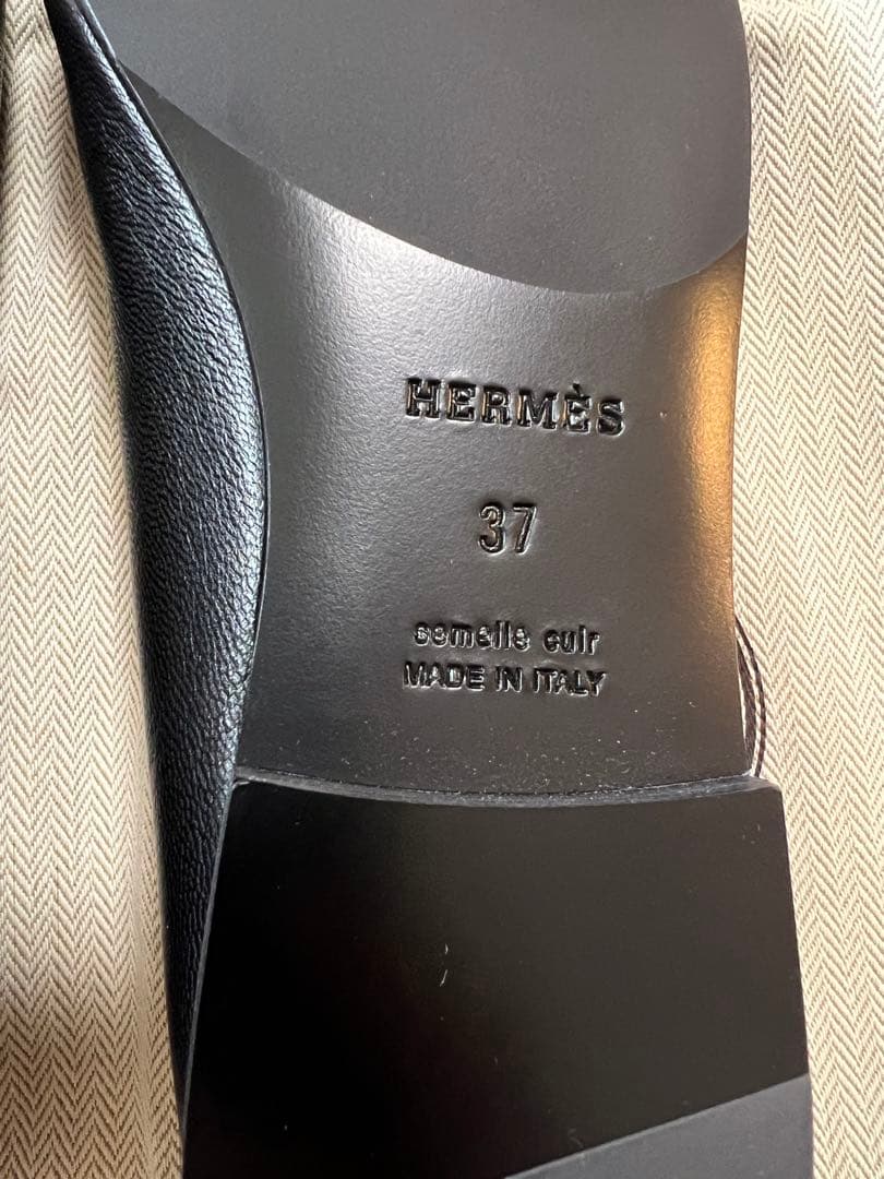 HERMES モカシン 《ジュリア》 《流行に左右されないデザイン》　サイズ37