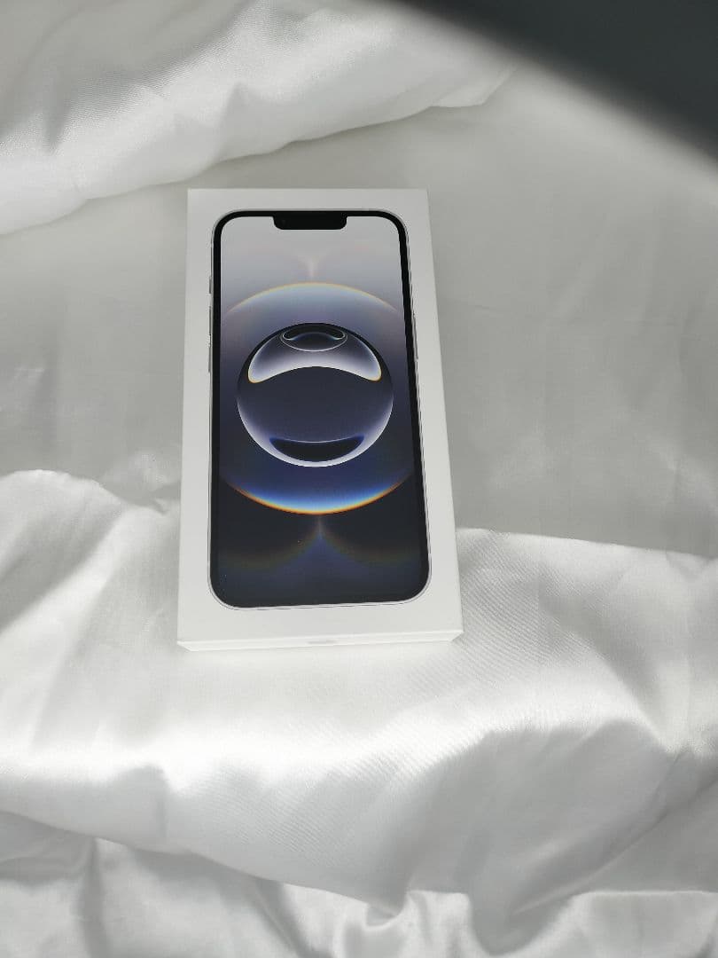 iPhone16e　ホワイト　128G