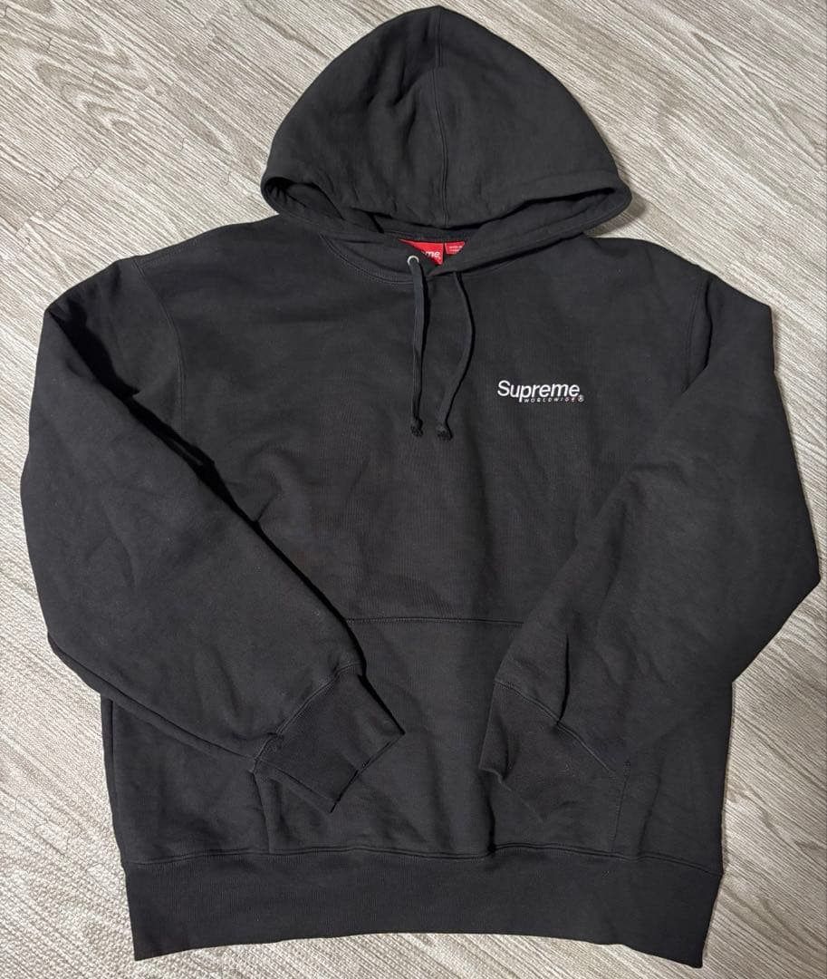 usk様　Supreme シュプリーム　スウェット　パーカー ワールドワイド　M